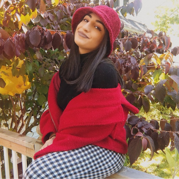 Red shearling jacket - Picture 3 of 7